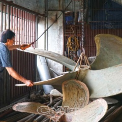 Nghề “chân vịt”